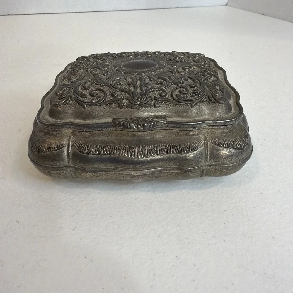N/A beautiful silver